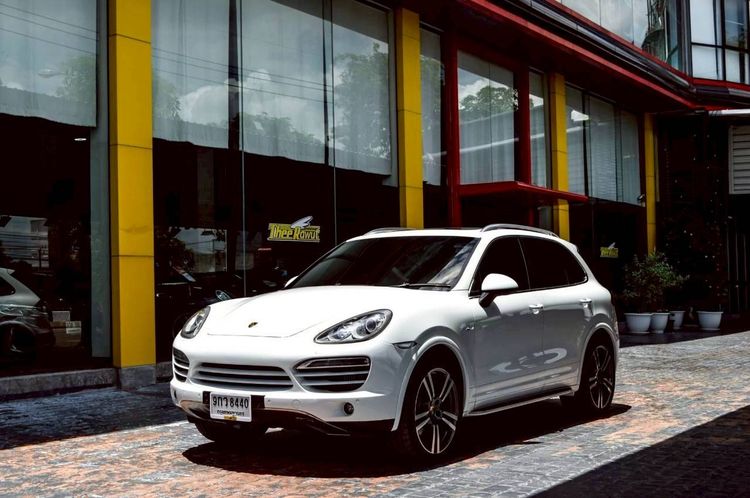 รถ Porsche Cayenne 3.0 Diesel 4WD สี ขาว