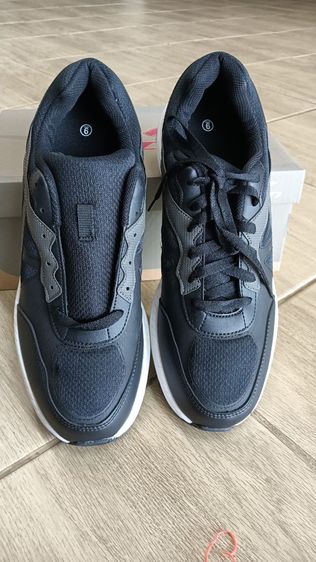 รองเท้า แบนด์pan
มือ 1
ราคาคู่ละ 200 บาทพร้อมส่งค่ะมีไซร์ 8.8, 9, 10
เหลืออยู่ไซส์ละประมาณ 10 คู่
สนใจทักเข้ามาได้นะคะ รูปที่ 2