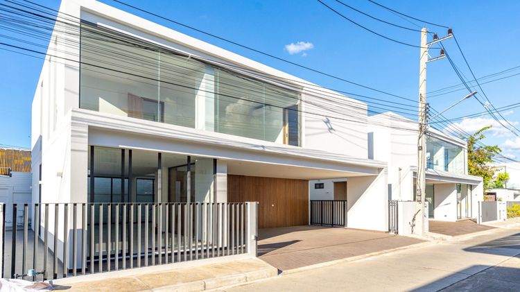 มีบางส่วน ขายบ้านเดี่ยว 2 ชั้น ในเมือง นิมมาน เชียงใหม่ ทำเลดี เดินทางสะดวก รูปที่ 2