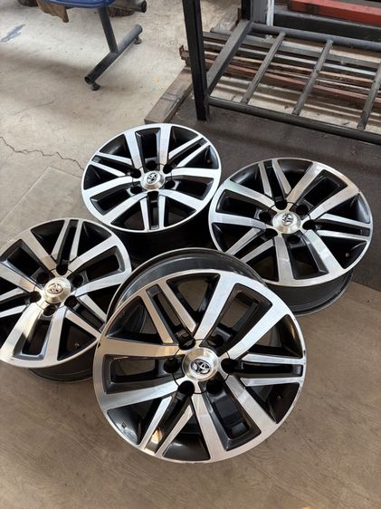 ล้อขอบ18“ฟอร์จูนเนอร์