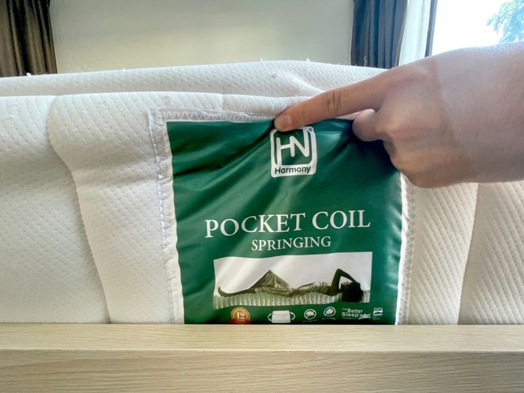 เตียงพร้อมที่นอน 6 ฟุต สภาพใหม่ใช้งานน้อย ยี่ห้อ Harmony Mattress มาขนเองที่คอนโดใกล้ กฟผ. บางกรวย รูปที่ 3