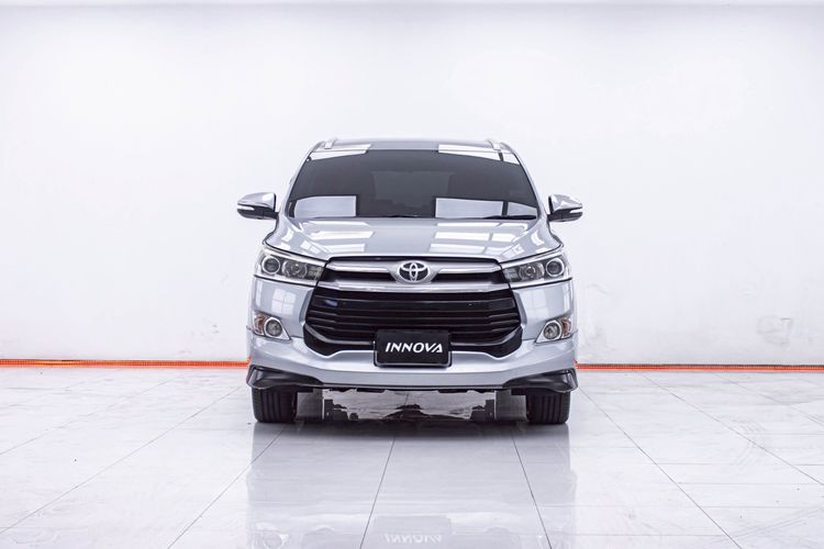 Toyota Innova 2017 2.8 Crysta V Utility-car ดีเซล ไม่ติดแก๊ส เกียร์อัตโนมัติ เทา รูปที่ 4