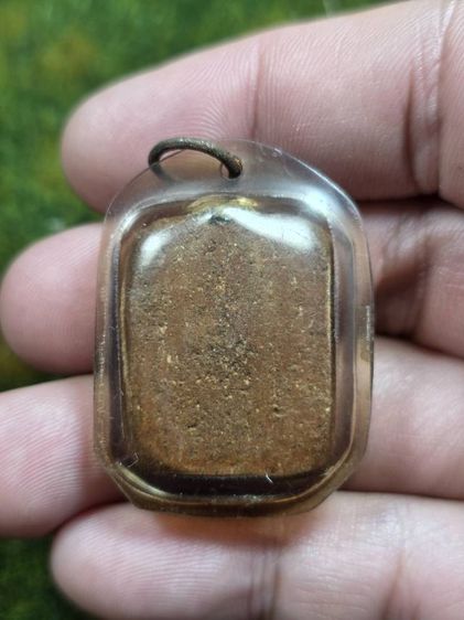 พระหลวงพ่อปานเนื้อดินขี่ครุฑเก่าๆ รูปที่ 2