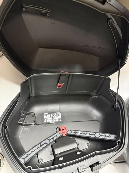 ขายกล่อง Shad มือ2 รูปที่ 4