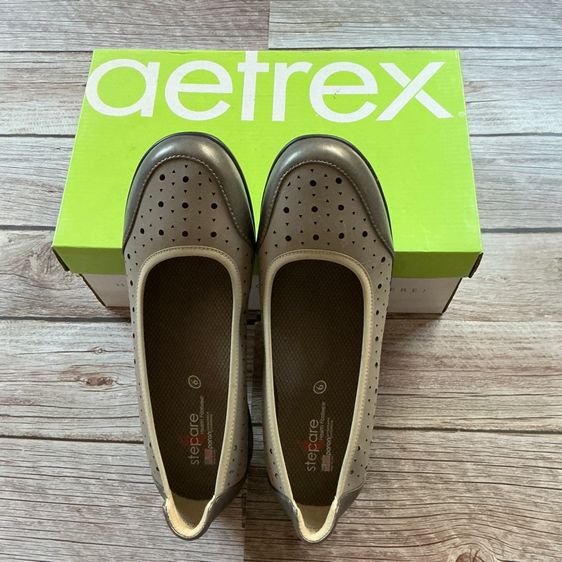 รองเท้าสุขภาพผู้หญิงยี่ห้อ Aetrex รุ่น Stepcare