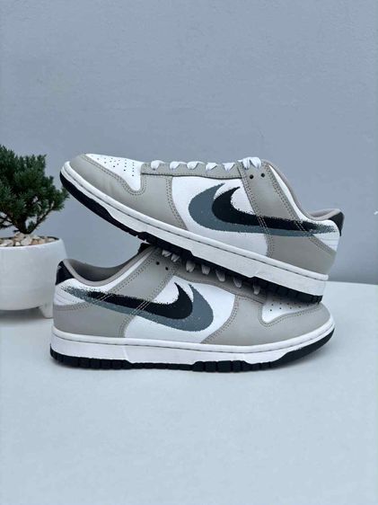 Nike dunk low stencil swoosh size41 รูปที่ 4
