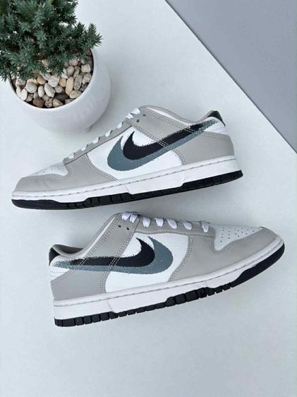 Nike dunk low stencil swoosh size41 รูปที่ 3