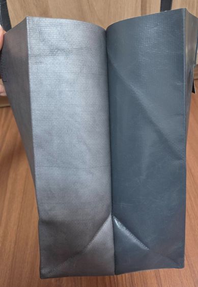 Freitag รุ่น Cake สีเทา สภาพดีมาก รูปที่ 12