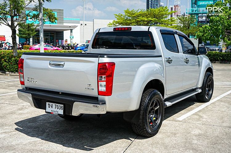 Isuzu D-MAX 2016 1.9 Hi-Lander Z Pickup ดีเซล ไม่ติดแก๊ส เกียร์ธรรมดา เทา รูปที่ 4