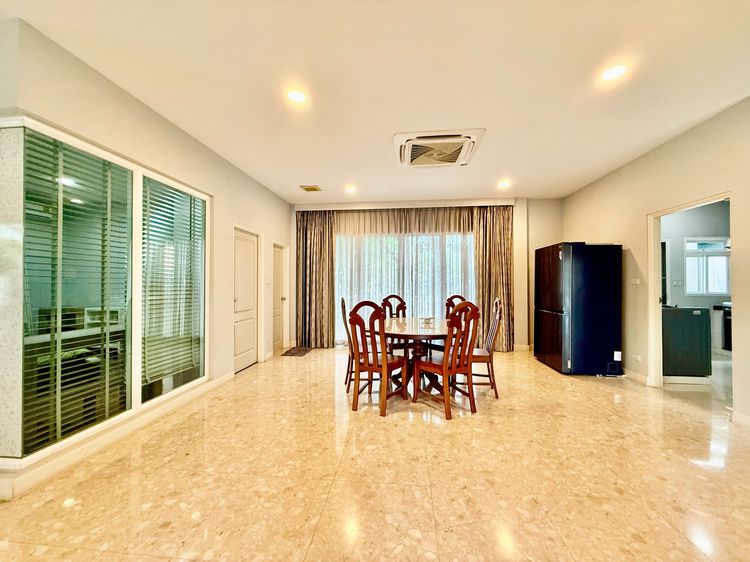 SC ASSET ตกแต่งครบ ขายบ้านหรู Grand Bangkok Boulevard พระราม 9–ศรีนครินทร์ 79 ตร.ว 4 นอน 5 น้ำ ห้องมุม 24.9 ลบ. รูปที่ 3