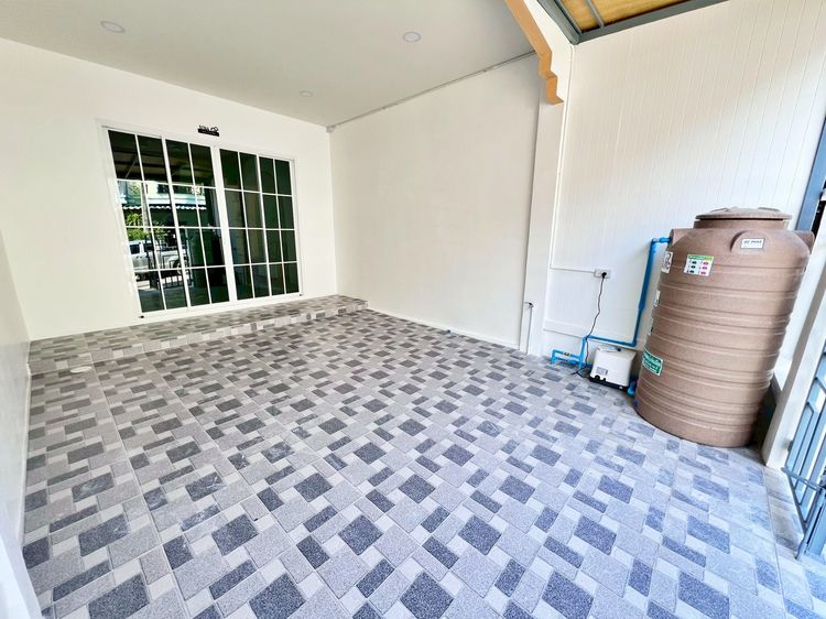 มีบางส่วน ทาวน์เฮ้าส์2ชั้น ทำเลดี รีโนเวทใหม่ ทำเลดี เดินทางสะดวก หมู่บ้านตะวันนา ซ.จตุโชติ12 รูปที่ 2