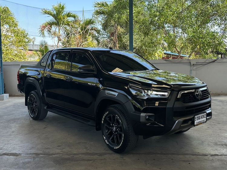 Toyota Hilux Revo 2023 Double Cab Prerunner 2x4 2.4 Rocco Pickup ดีเซล ไม่ติดแก๊ส เกียร์อัตโนมัติ ดำ รูปที่ 3