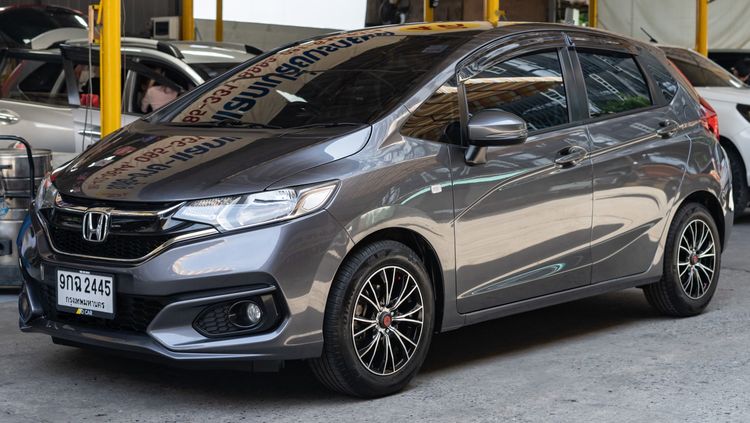 Honda Jazz 2019 1.5 V Plus i-VTEC Sedan เบนซิน ไม่ติดแก๊ส เกียร์อัตโนมัติ เทา รูปที่ 2