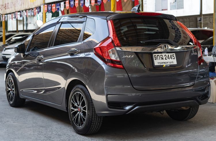 Honda Jazz 2019 1.5 V Plus i-VTEC Sedan เบนซิน ไม่ติดแก๊ส เกียร์อัตโนมัติ เทา รูปที่ 3