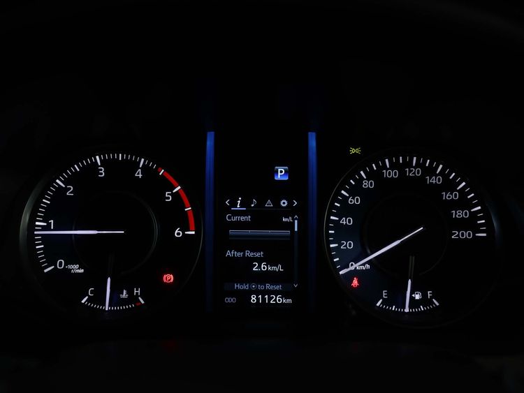 Toyota Fortuner 2022 2.4 Leader V 4WD Utility-car ดีเซล ไม่ติดแก๊ส เกียร์อัตโนมัติ บรอนซ์เงิน รูปที่ 4