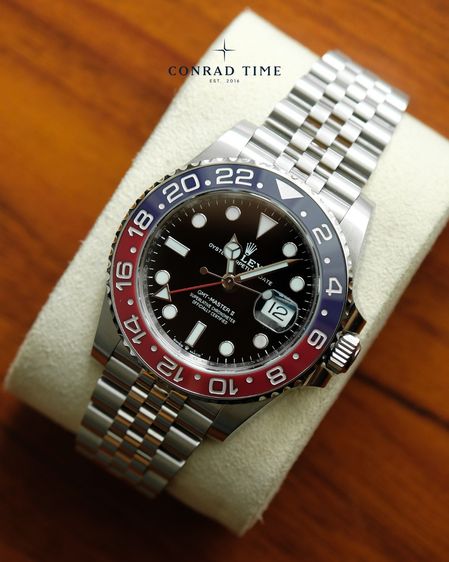 New Rolex GMT-Master II 126710BLRO Pepsi' Black Dial Jubilee 2026 40mm. Fullset  รูปที่ 3