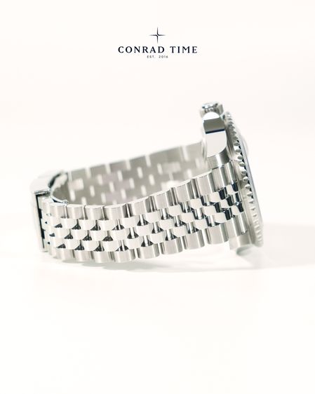 New Rolex GMT-Master II 126710BLRO Pepsi' Black Dial Jubilee 2026 40mm. Fullset  รูปที่ 6