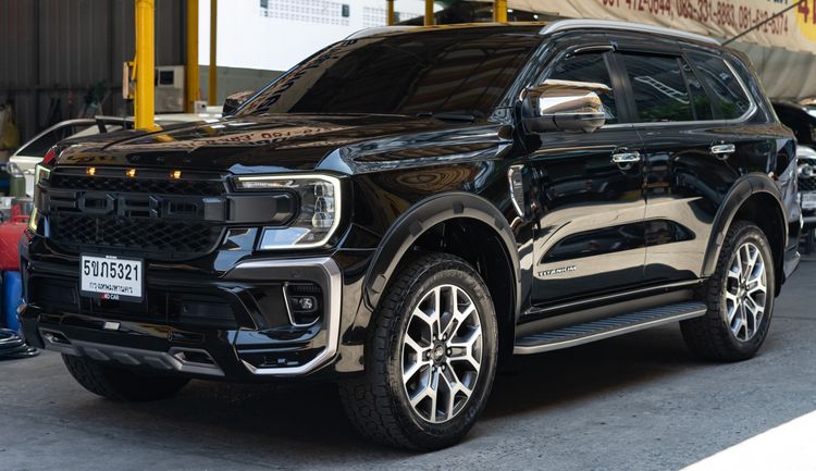 Ford Everest 2023 2.0 Bi-Turbo Titanium+ Utility-car ดีเซล ไม่ติดแก๊ส เกียร์อัตโนมัติ ดำ รูปที่ 2