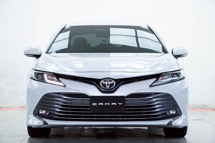 Toyota Camry 2019 2.5 G Sedan เบนซิน ไม่ติดแก๊ส เกียร์อัตโนมัติ ขาว รูปที่ 4
