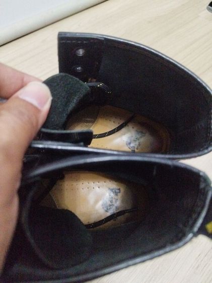 Dr.Martens ของแท้เบอร์ 8UK หรือ 42EU รูปที่ 8