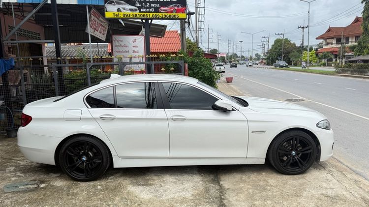 BMW Series 5 2015 520i Sedan เบนซิน ไม่ติดแก๊ส เกียร์อัตโนมัติ ขาว รูปที่ 3