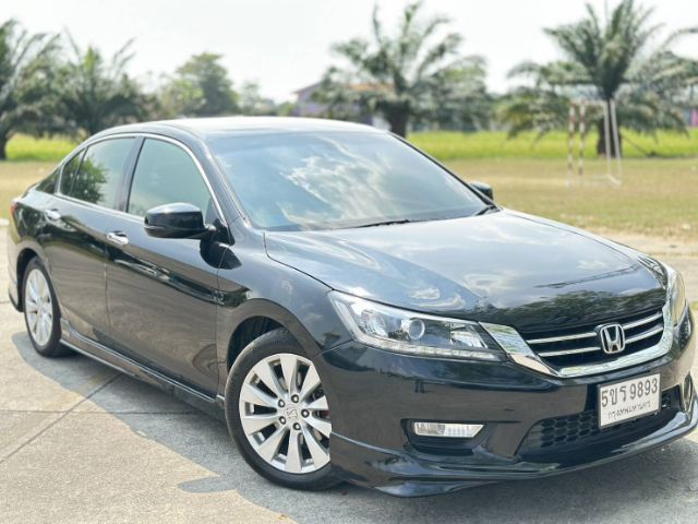 รถ Honda Accord 2.0 EL i-VTEC สี ดำ