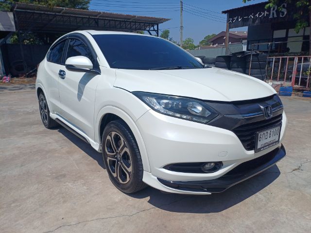 รถ Honda HR-V 1.8 EL สี ขาว