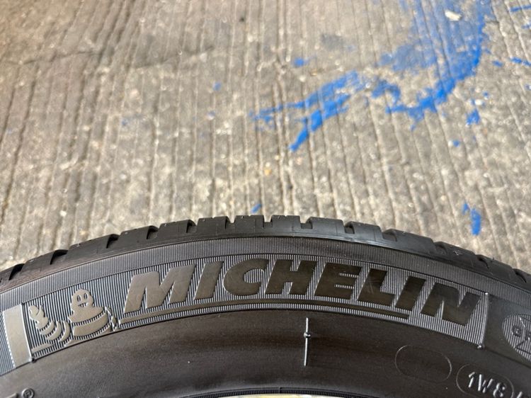 Toyota Yaris Play 1.2 Sport ขอบ 15 นิ้ว 🔥 รูปที่ 4