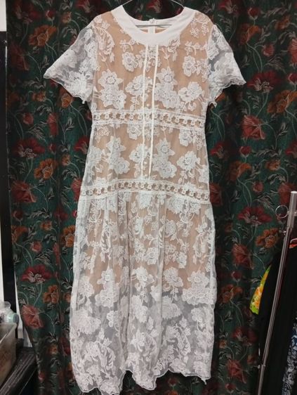 ชุดกระโปรงยาว ลูกไม้มีซับในตัว