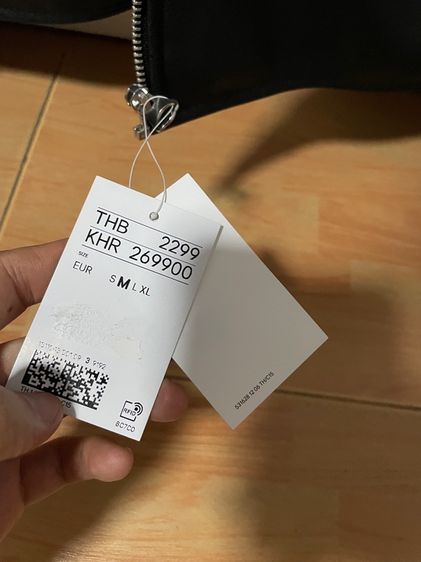 แจคเกตสีดำ H and M รูปที่ 6