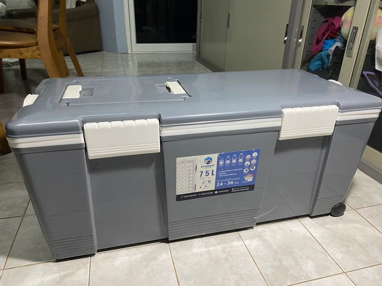 กระติกน้ำแข็ง Everest Cooler Box 75 ลิตร