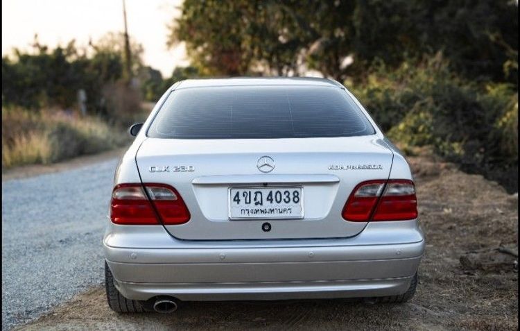 Mercedes-Benz CLK-Class 2001 CLK200 Kompressor Sedan เบนซิน ไม่ติดแก๊ส เกียร์อัตโนมัติ บรอนซ์เงิน รูปที่ 4