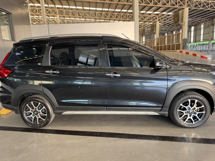 Suzuki XL7 2023 1.5 GLX Utility-car เบนซิน ไม่ติดแก๊ส เกียร์อัตโนมัติ ดำ รูปที่ 2