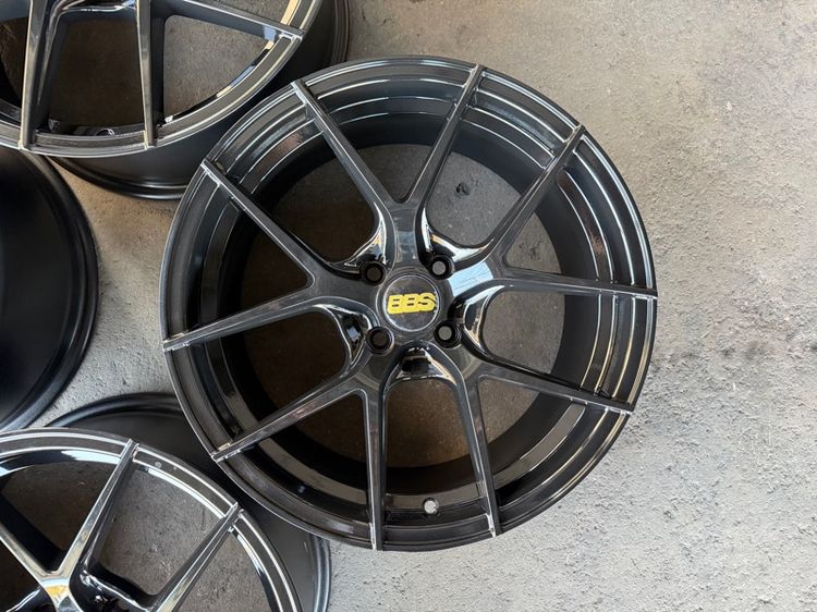 ล้อแม็กขอบ17 ก้านY 4รู100 กว้าง8 ออฟ35 งานไทย สีดำเงา สภาพสวยมากๆ (ล้อทำสีมาใหม่เพื่อความสวยงาม ไม่มีซ่อม) รูปที่ 5