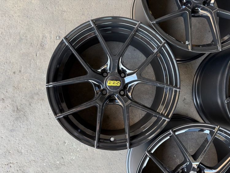 ล้อแม็กขอบ17 ก้านY 4รู100 กว้าง8 ออฟ35 งานไทย สีดำเงา สภาพสวยมากๆ (ล้อทำสีมาใหม่เพื่อความสวยงาม ไม่มีซ่อม) รูปที่ 6