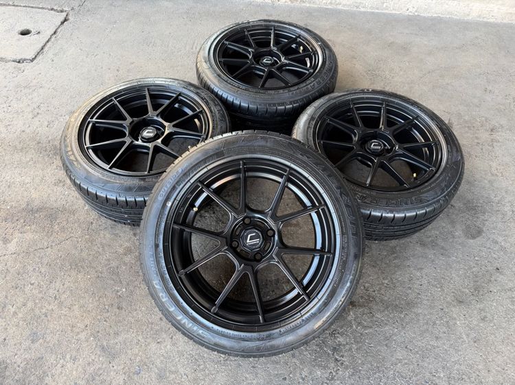 15" อื่นๆ ล้อแม็กขอบ15 COSMIS 4รู100 กว้าง7 ออฟ30 สีดำเงา งานไทย สภาพสวยมากๆ (ล้อทำสีมาใหม่เพื่อความสวยงาม ไม่มีซ่อม) พร้อมยางFALKEN195-55-15 ปี21