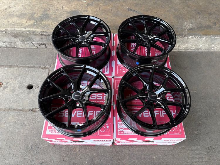 ล้อแม็กมือ1 ขอบ17 ก้านY 5รู100 กว้าง7.5 ออฟ40 สีดำเงา งานSEVENFIFTH งานสวยมาก 