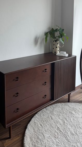 ตู้ไม้แท้