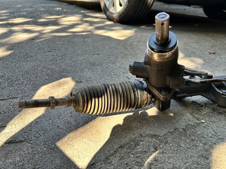 แร๊คพวงมาลัย Volk Caravelle T5  T5.1  T5.2  T6 ของแท้มือสอง รูปที่ 8