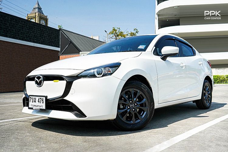 Mazda Mazda 2 2024 1.3 C Sedan เบนซิน ไม่ติดแก๊ส เกียร์อัตโนมัติ ขาว
