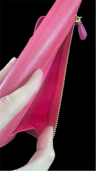 กระเป๋าสตางค์ใบยาว Prada Milano สีชมพู รูปที่ 8