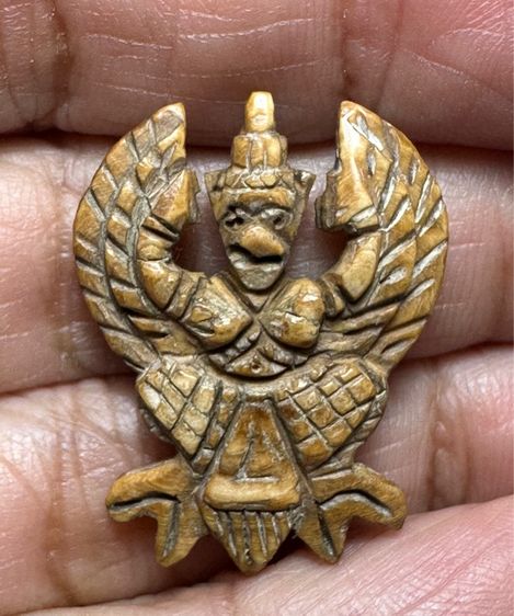 🙏ครุฑ เก่าเดิม ไม่ทราบคณาจารย์🙏มีดหมอ ล.พ.เดิม องค์ละ2250