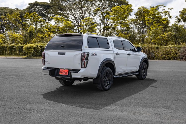 Isuzu D-MAX 2020 3.0 V-Cross Z Prestige 4WD Pickup ดีเซล ไม่ติดแก๊ส เกียร์ธรรมดา ขาว รูปที่ 4