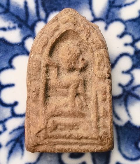 พระผงวัดปราสาทเนื้อแห้งเก่าค่ะ