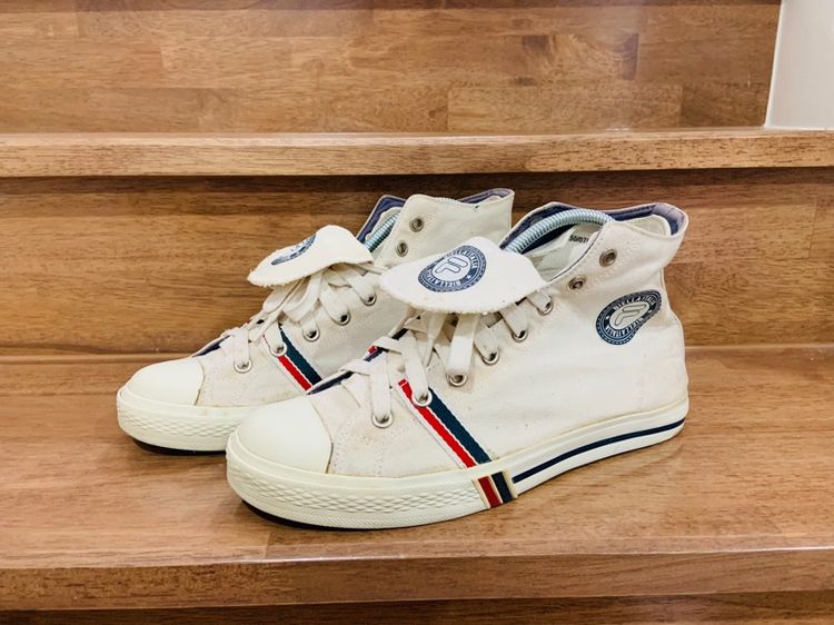 อื่นๆ อื่นๆ รองเท้าผ้าใบ ขนาดอื่น ๆ รองเท้า FILA เบอร์ 7 cm 25 คนเท้า 24.5-25.5 cm ใส่ได้ครับ สภาพดีมาก พื้นเต็ม ทรงสวย หายากน่าสะลมครับ