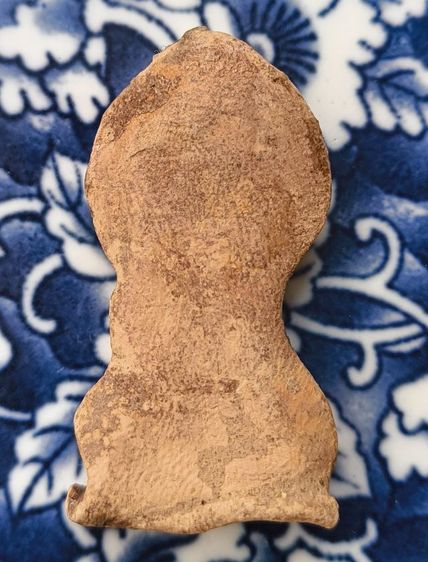 พระกรุเนื้อดินพิมพ์พระลีลาวัดถ้ำหีบเก่าค่ะ รูปที่ 4