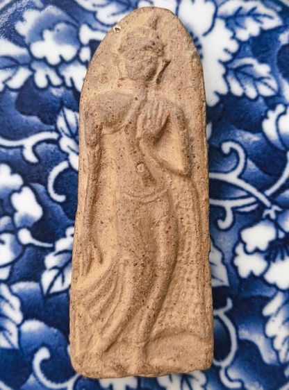 พระกรุเนื้อดินพิมพ์พระลีลาวัดถ้ำหีบเก่าค่ะ รูปที่ 9