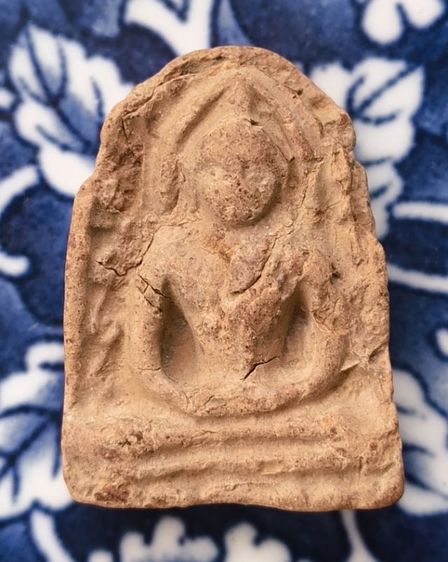 พระกรุเนื้อดินพิมพ์พระซุ้มกอเนื้อจัดค่ะ