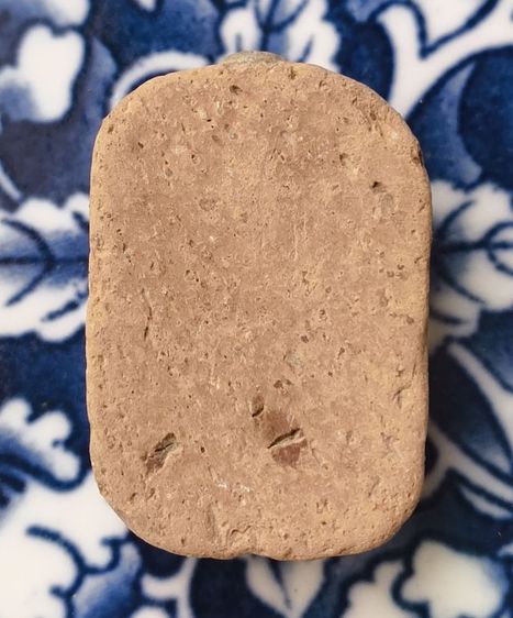 พระกรุเนื้อผงวัดพลับเนื้อเก่าค่ะ รูปที่ 4