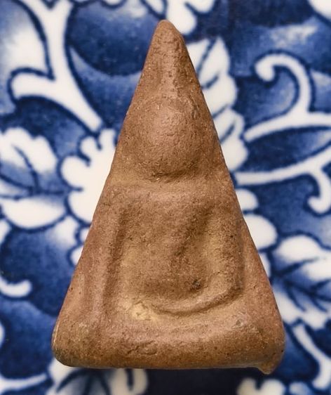 พระกรุเนื้อดินพิมพ์พระหลววพ่อโตวัดกระทิงเนื้อจัดค่ะ รูปที่ 9